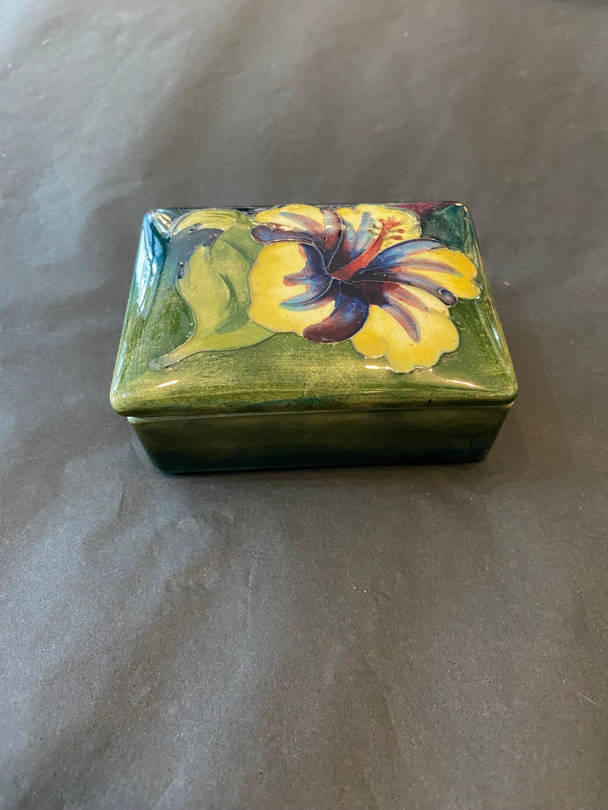 Moorcroft Hibiscus Pattern Trinket Box