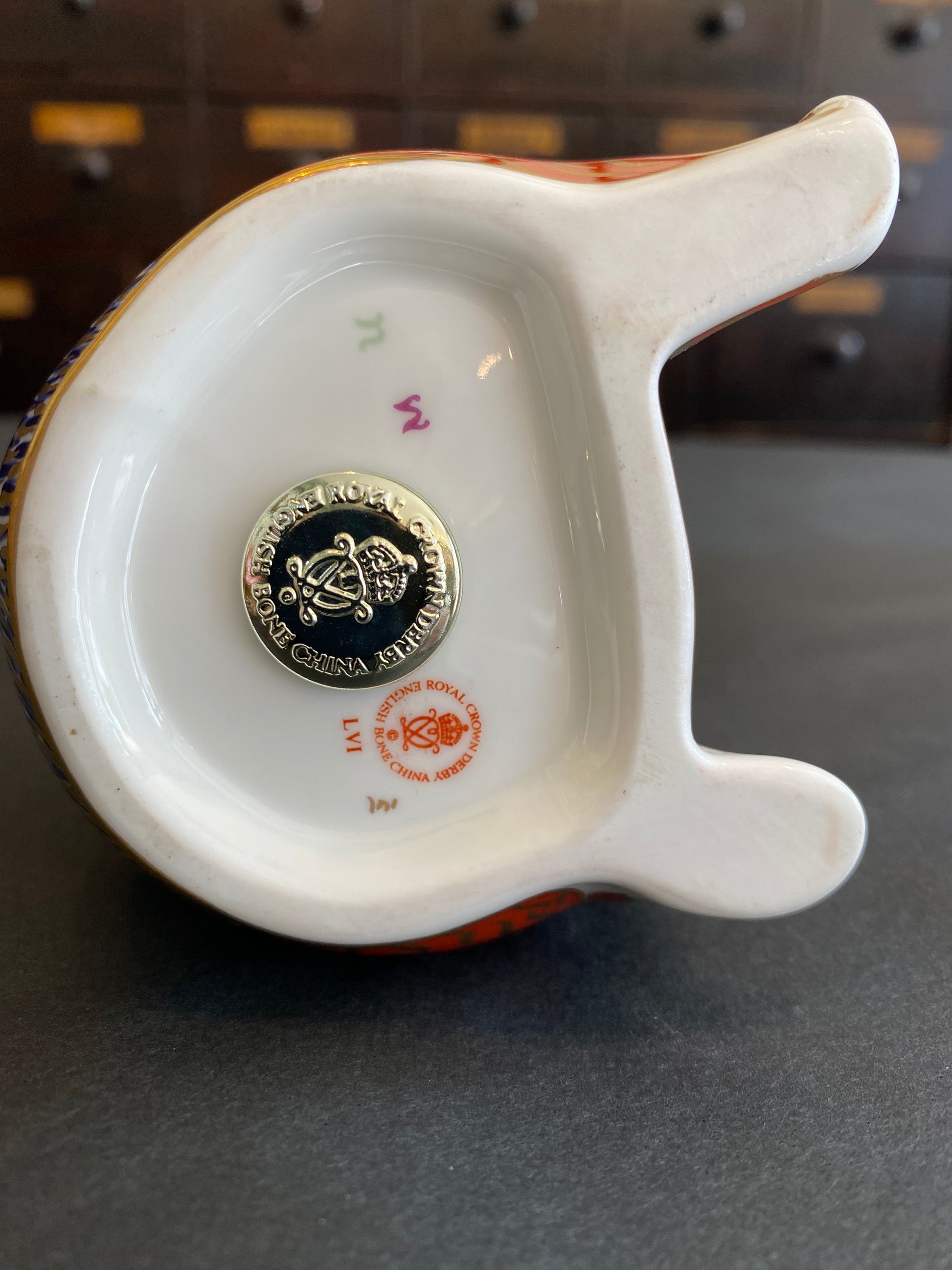 Royal Crown Derby Fine Bone China Honey Bear Paperweight