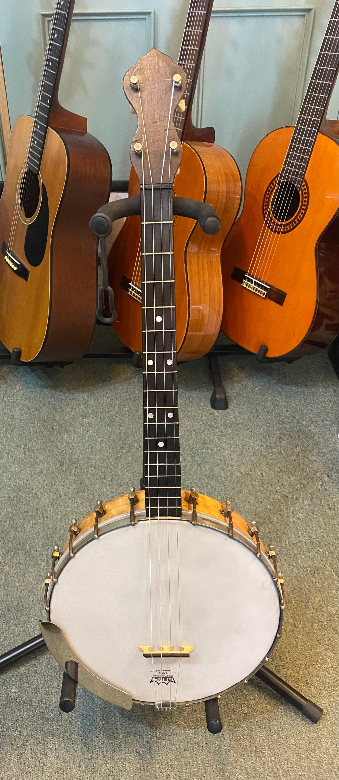 Slingerland #11 Birds Eye Maple Tenor Banjo