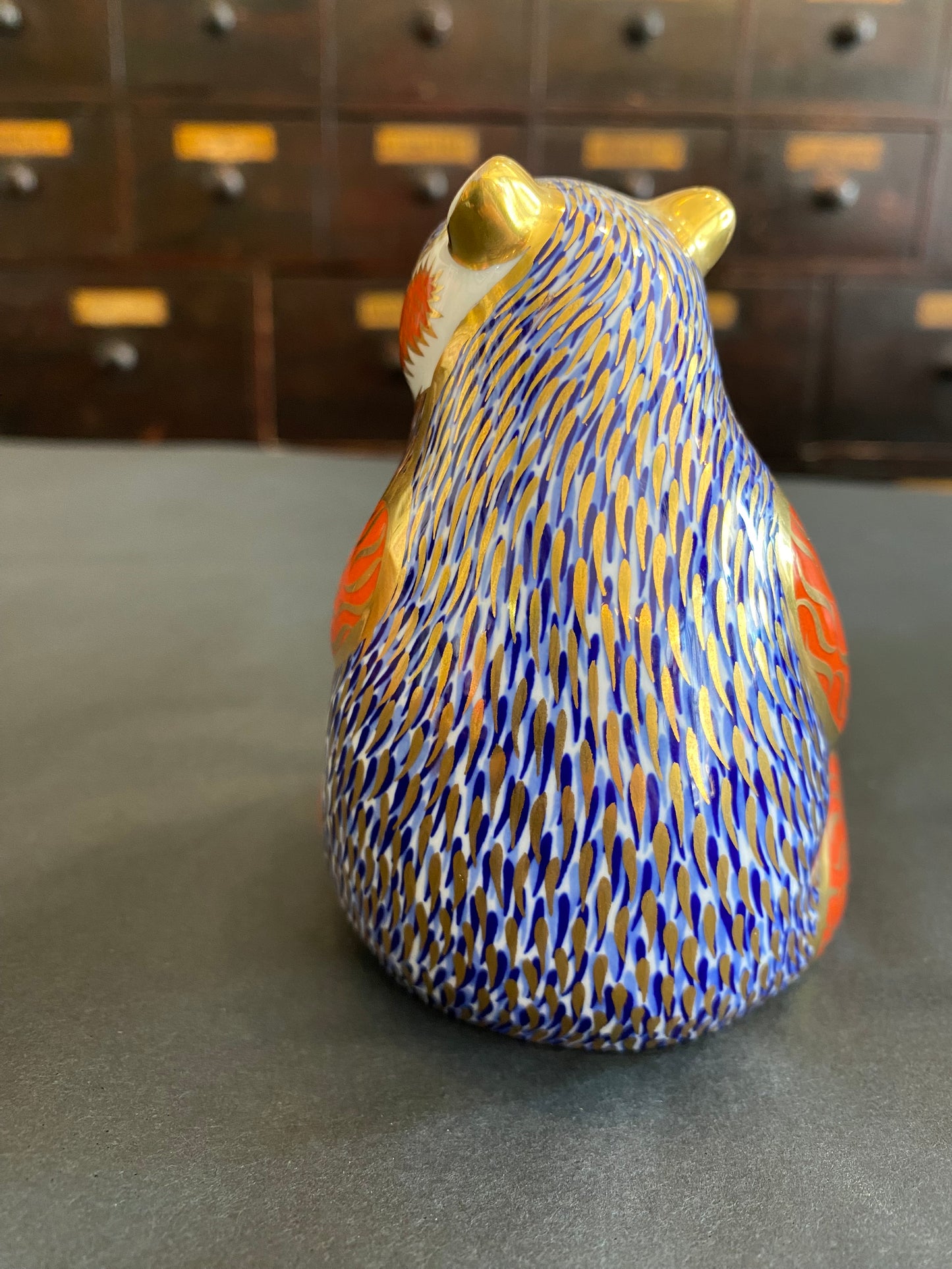 Royal Crown Derby Fine Bone China Honey Bear Paperweight