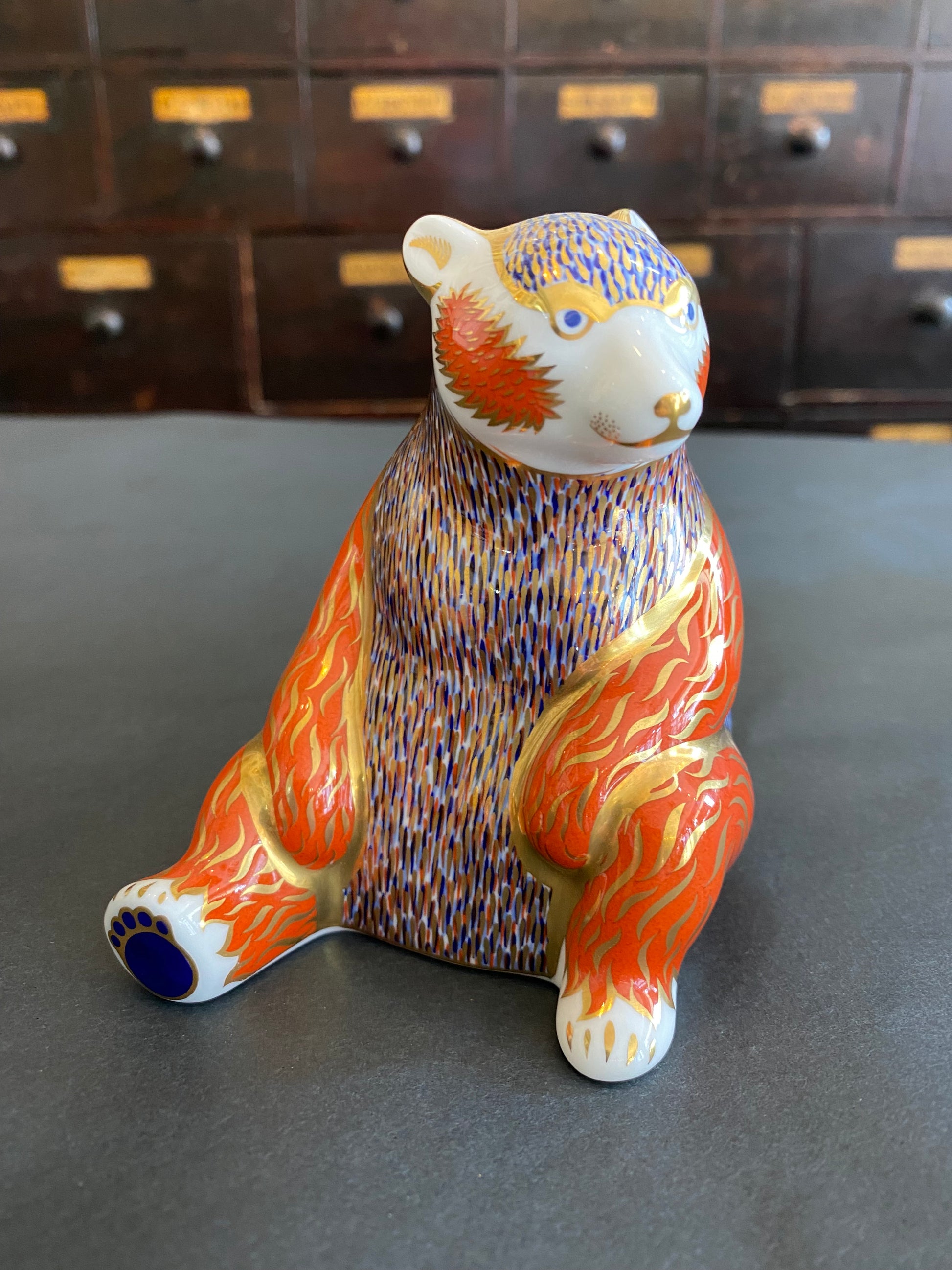 Royal Crown Derby Fine Bone China Honey Bear Paperweight