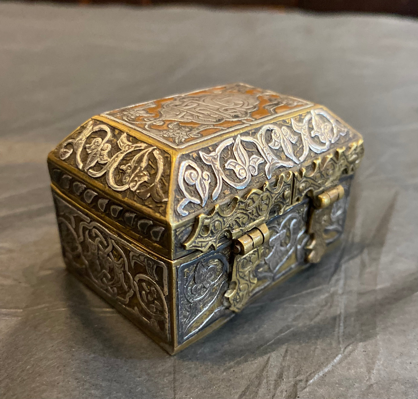 Small vintage Damascene jewellery box - brass, copper and silver