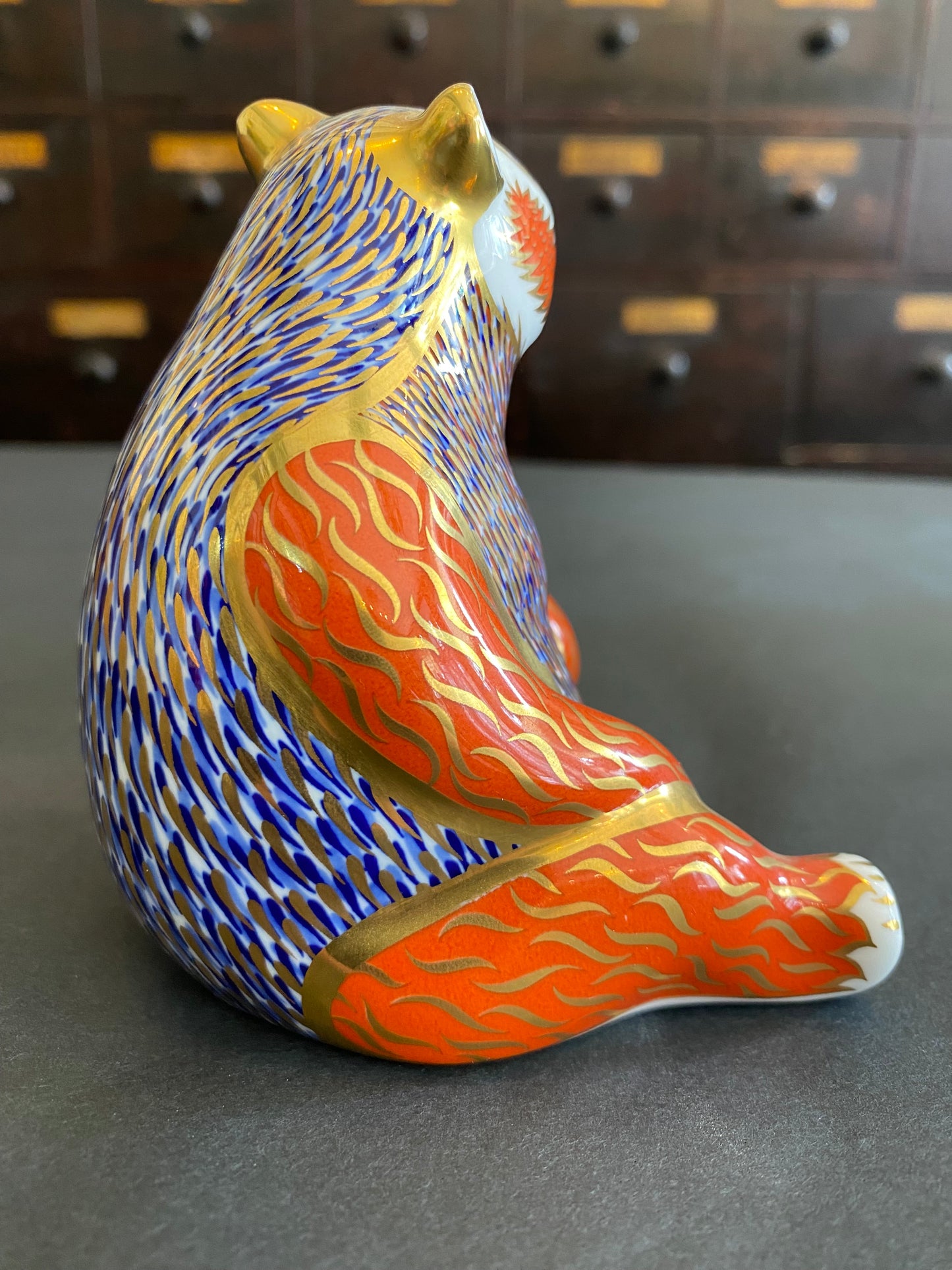 Royal Crown Derby Fine Bone China Honey Bear Paperweight