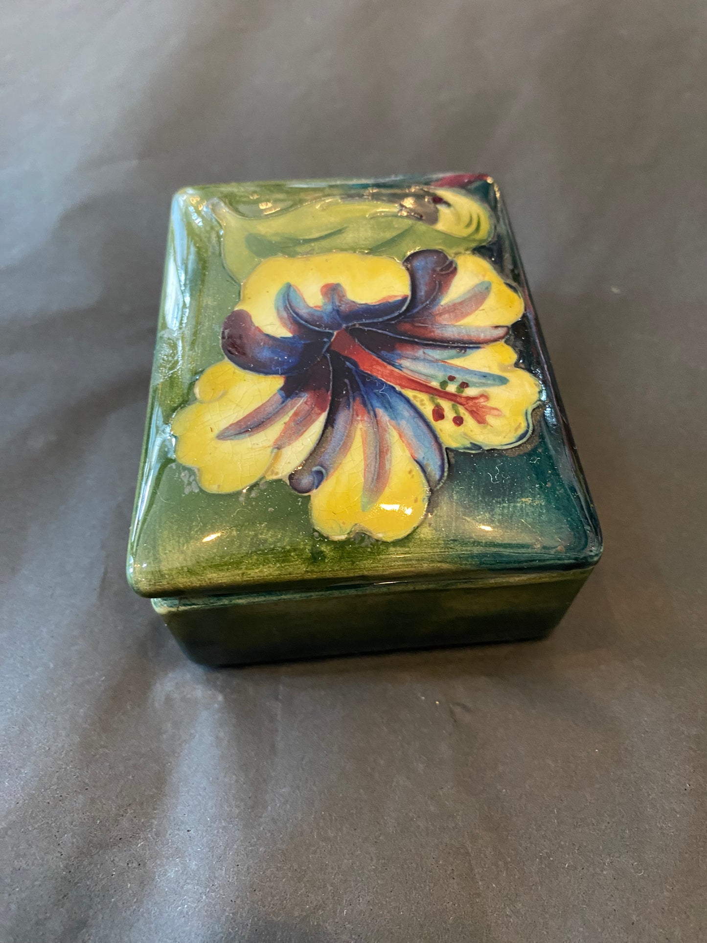 Moorcroft Hibiscus Pattern Trinket Box