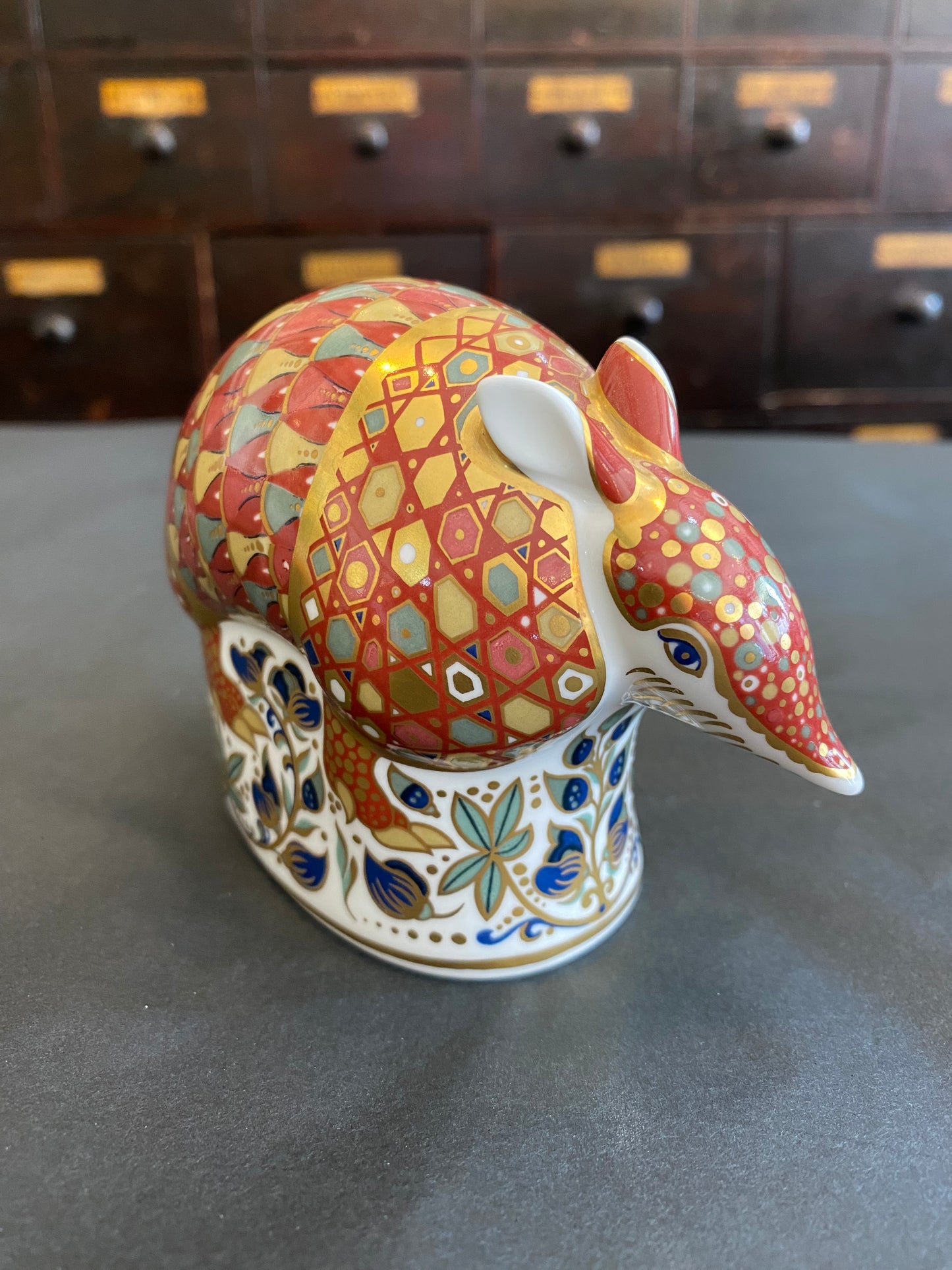Royal Crown Derby Fine Bone China Armadillo Paperweight