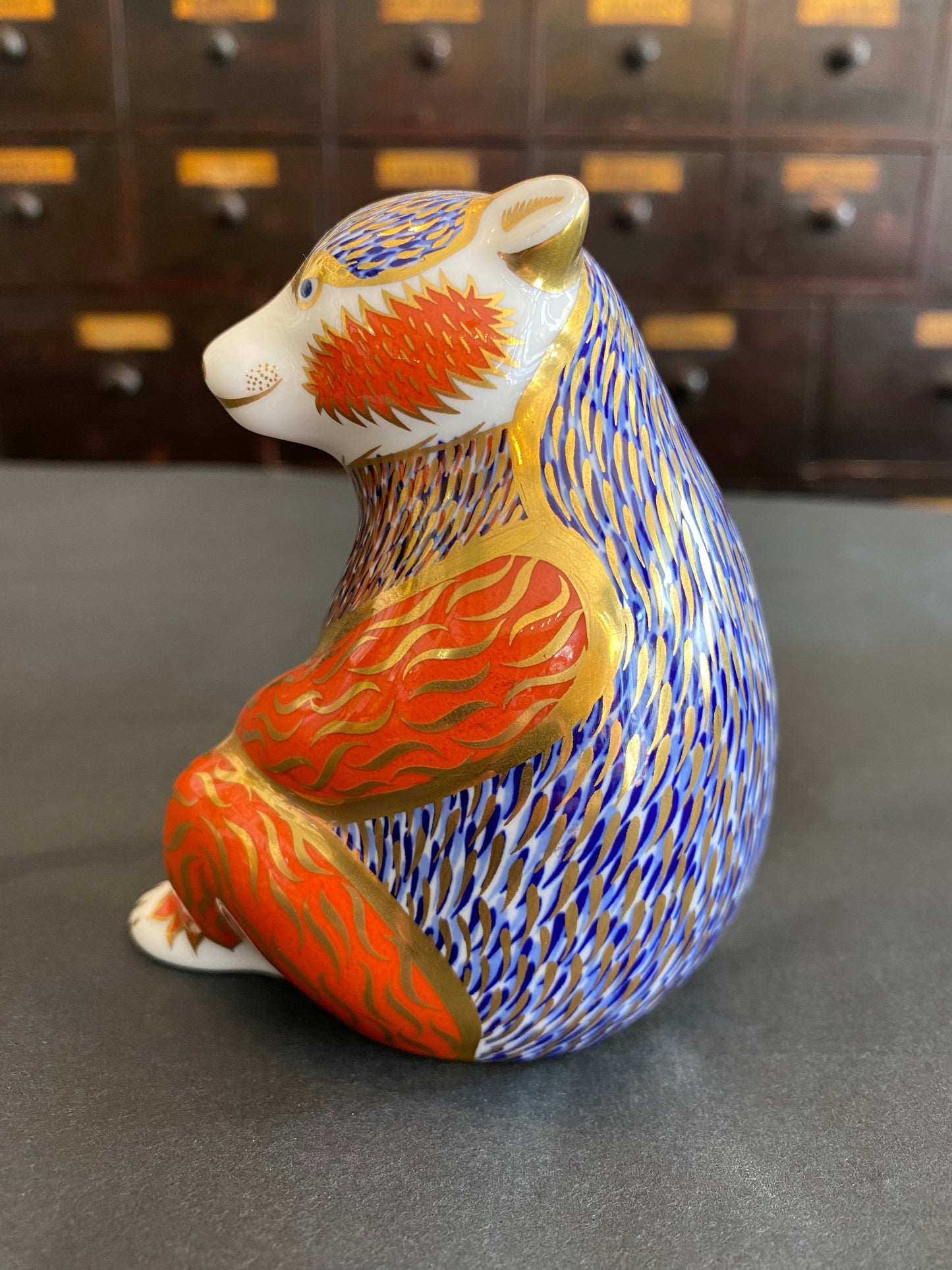 Royal Crown Derby Fine Bone China Honey Bear Paperweight
