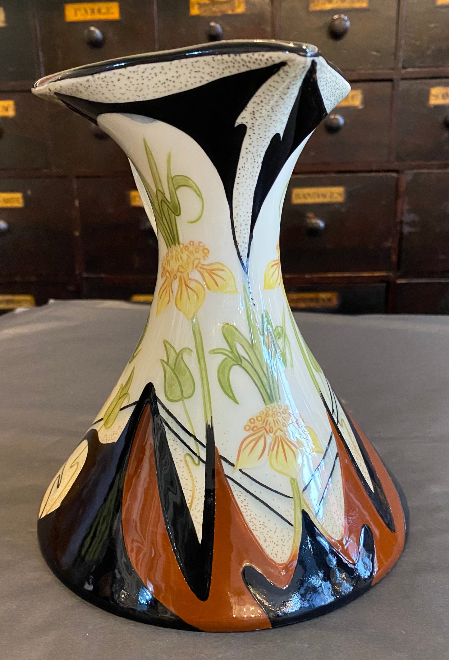 Black Ryden Lullaby Jug