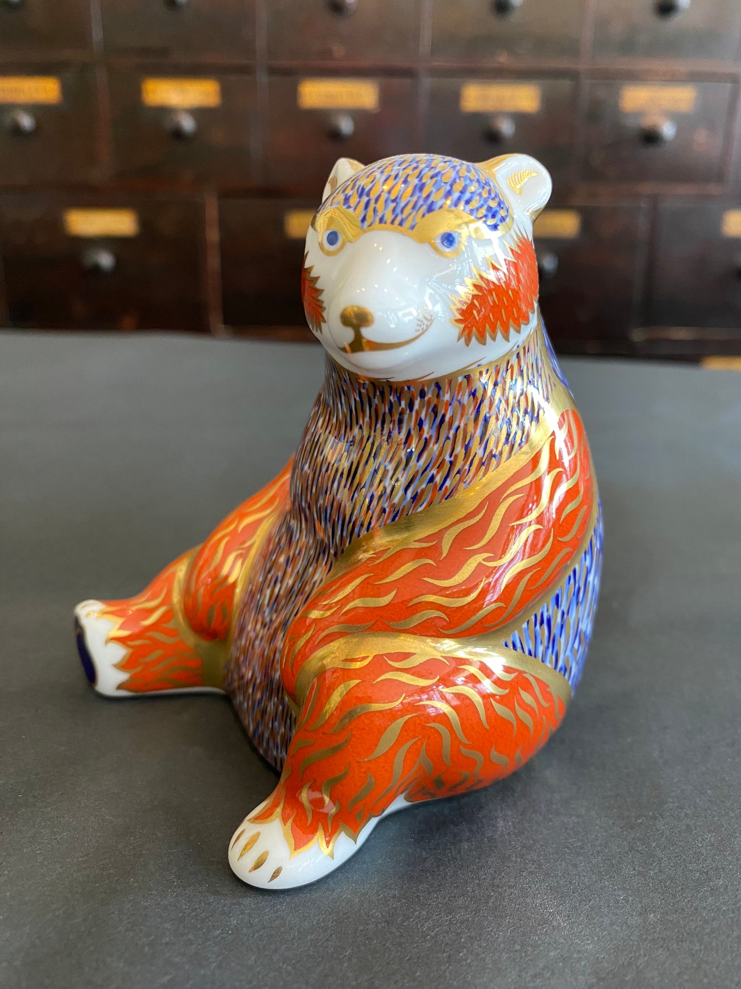 Royal Crown Derby Fine Bone China Honey Bear Paperweight