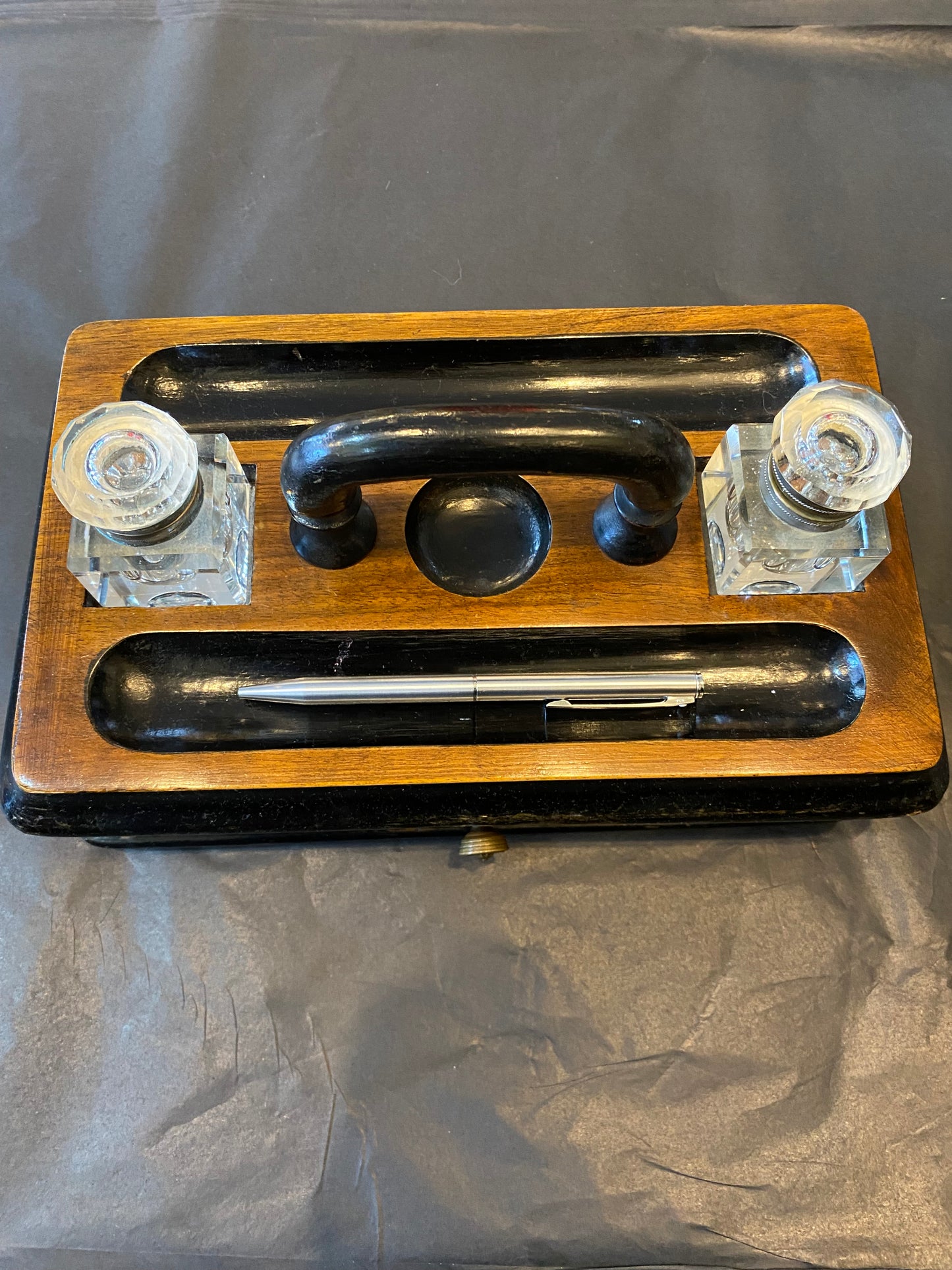 Victorian walnut and ebonised wood desk stand