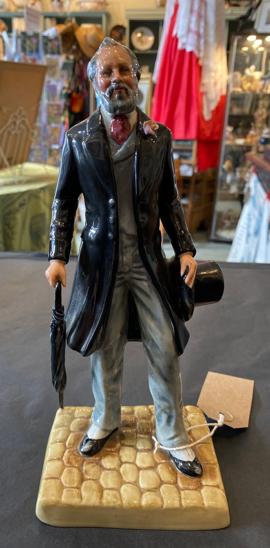 Royal Doulton limited Edition - Sir Henry Doulton Figurine