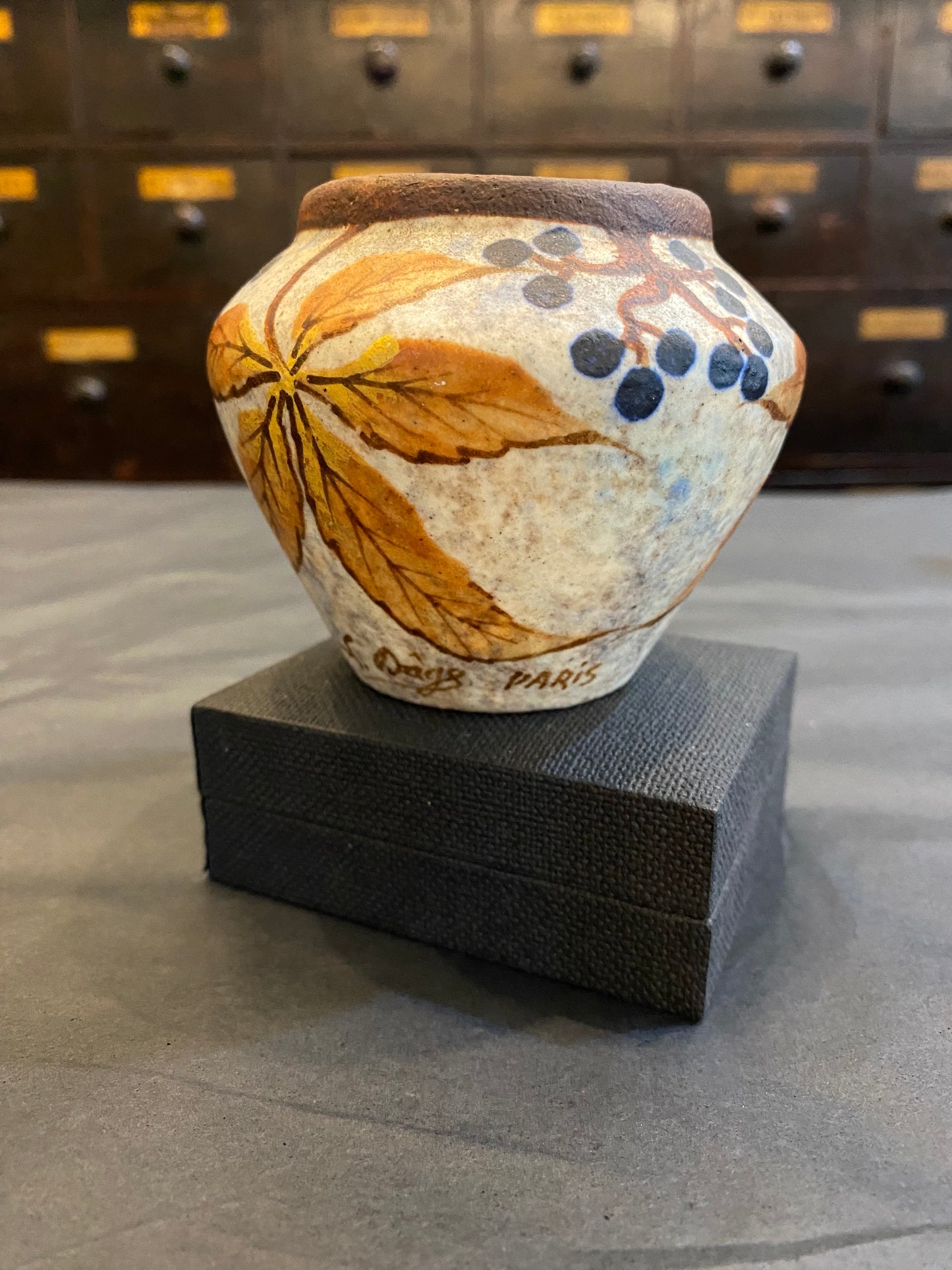 1920/30s Louis dage hand made vase