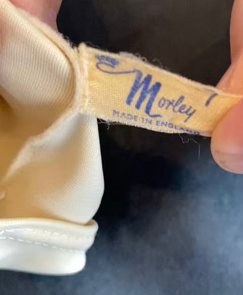 Vintage 1950s/1960s I & R Morley Ruched Cream Opera Gloves – Made in England