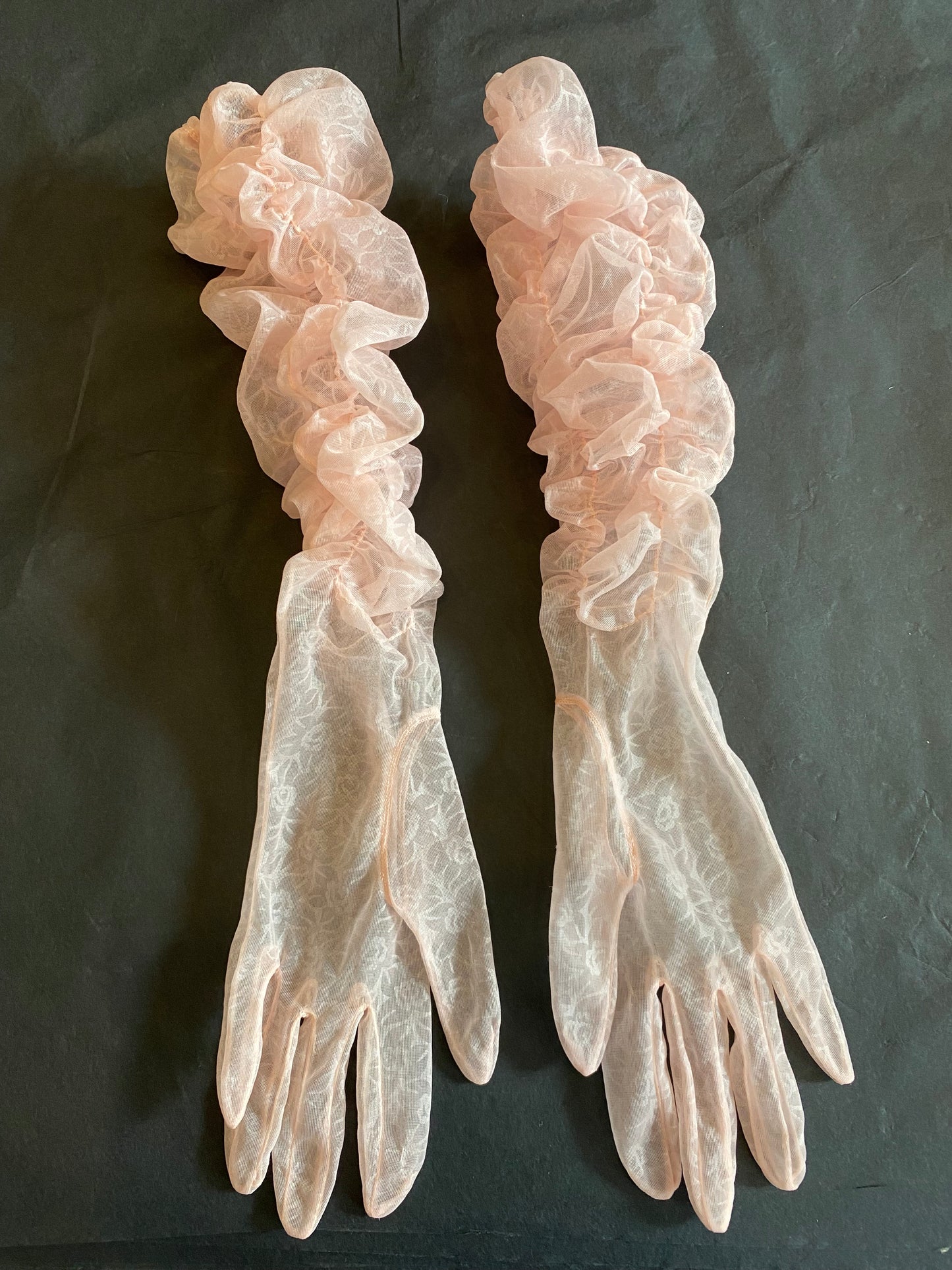 Vintage 1950s/1960s Sheer Pink Ruched Opera Gloves