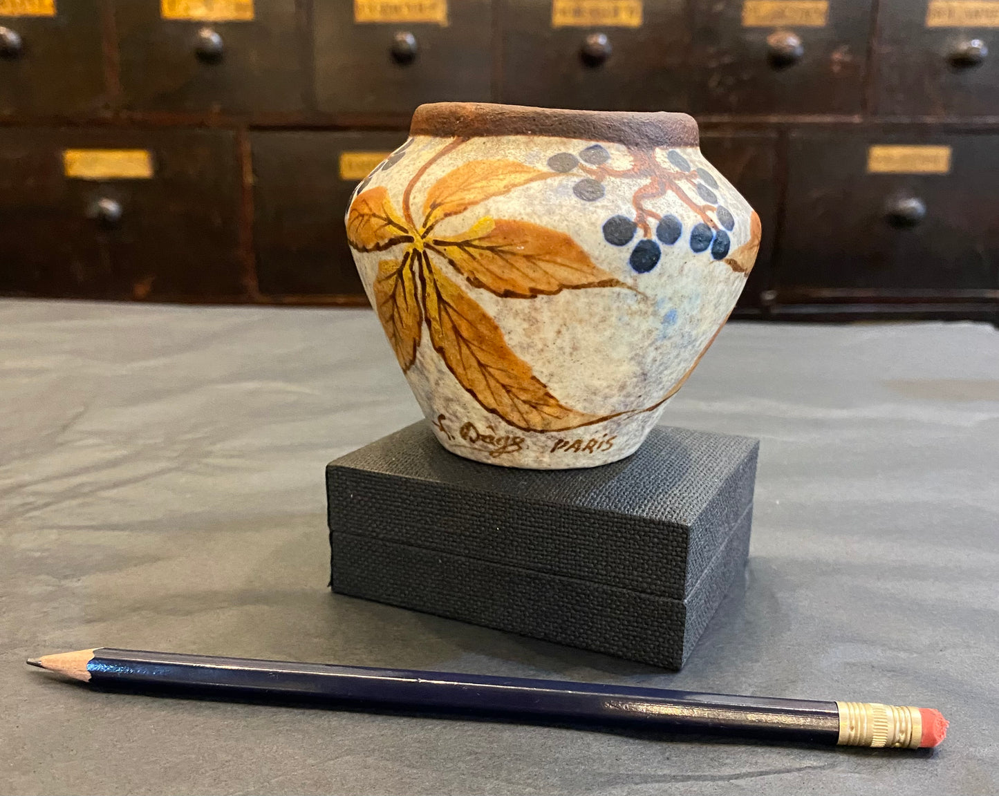 1920/30s Louis dage hand made vase