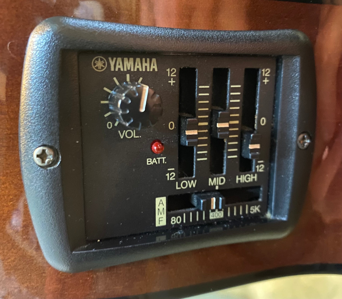 Yamaha CXG-111SCA Electro/Acoustic Classical Guitar