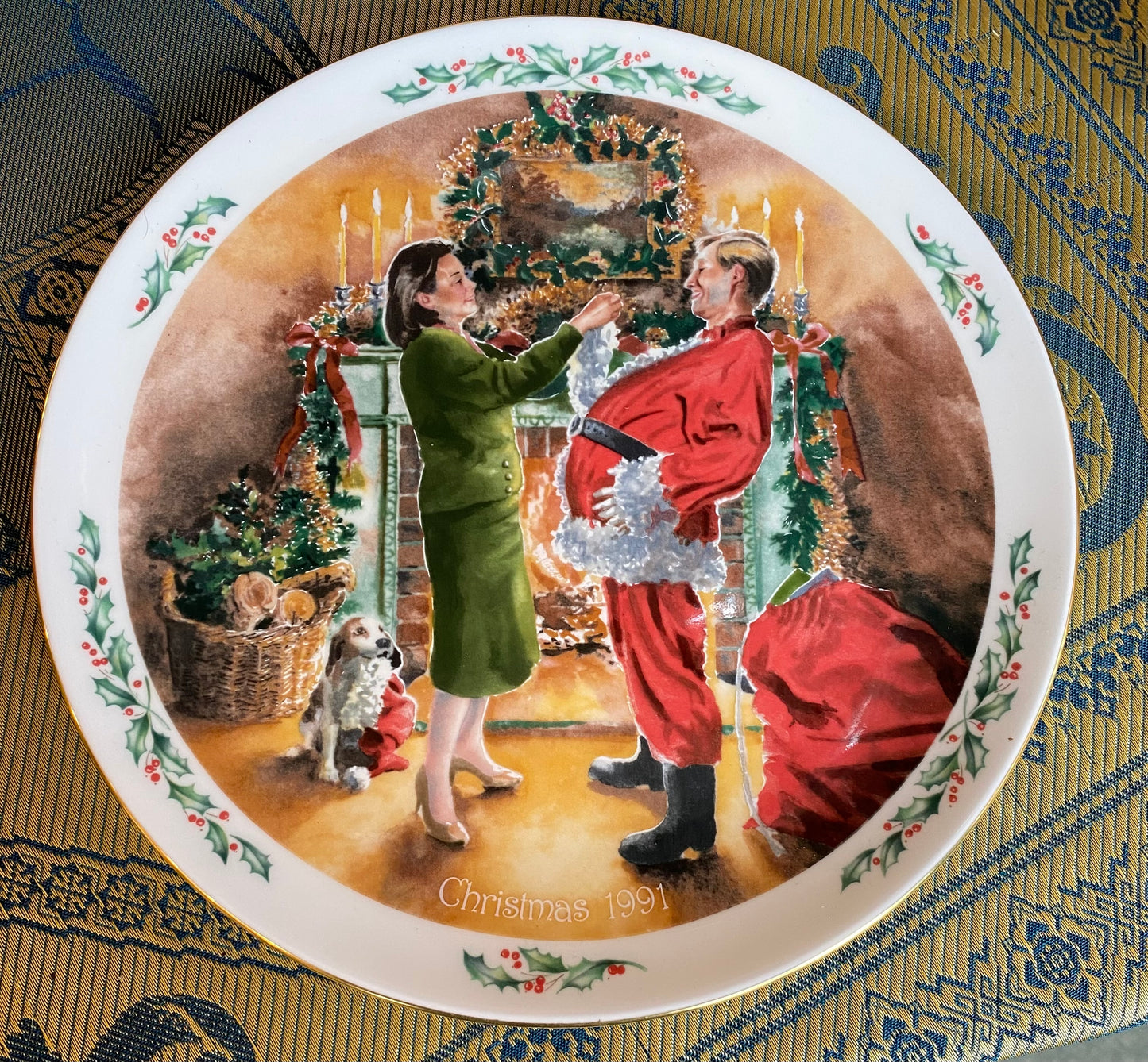Royal doulton family Christmas China four plate set