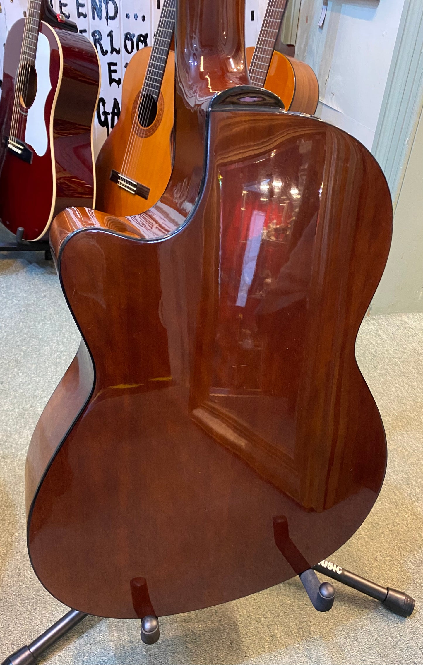 Yamaha CXG-111SCA Electro/Acoustic Classical Guitar
