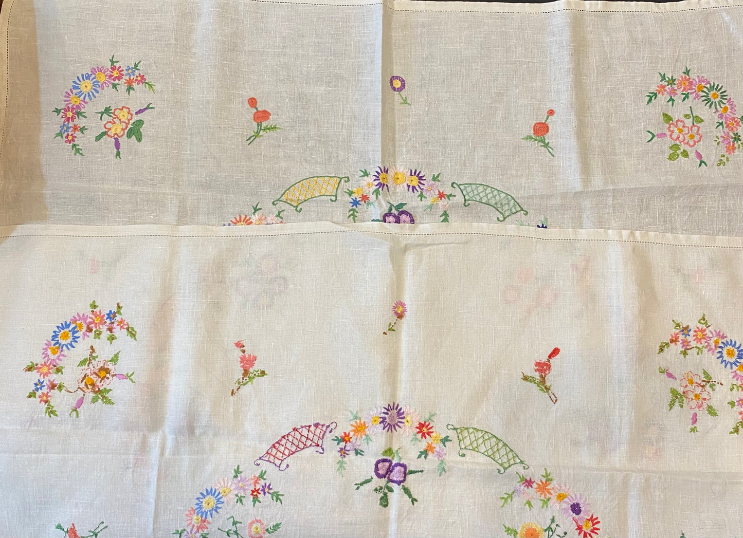 Vintage hand-embroidered linen floral tablecloth 32” x 34”