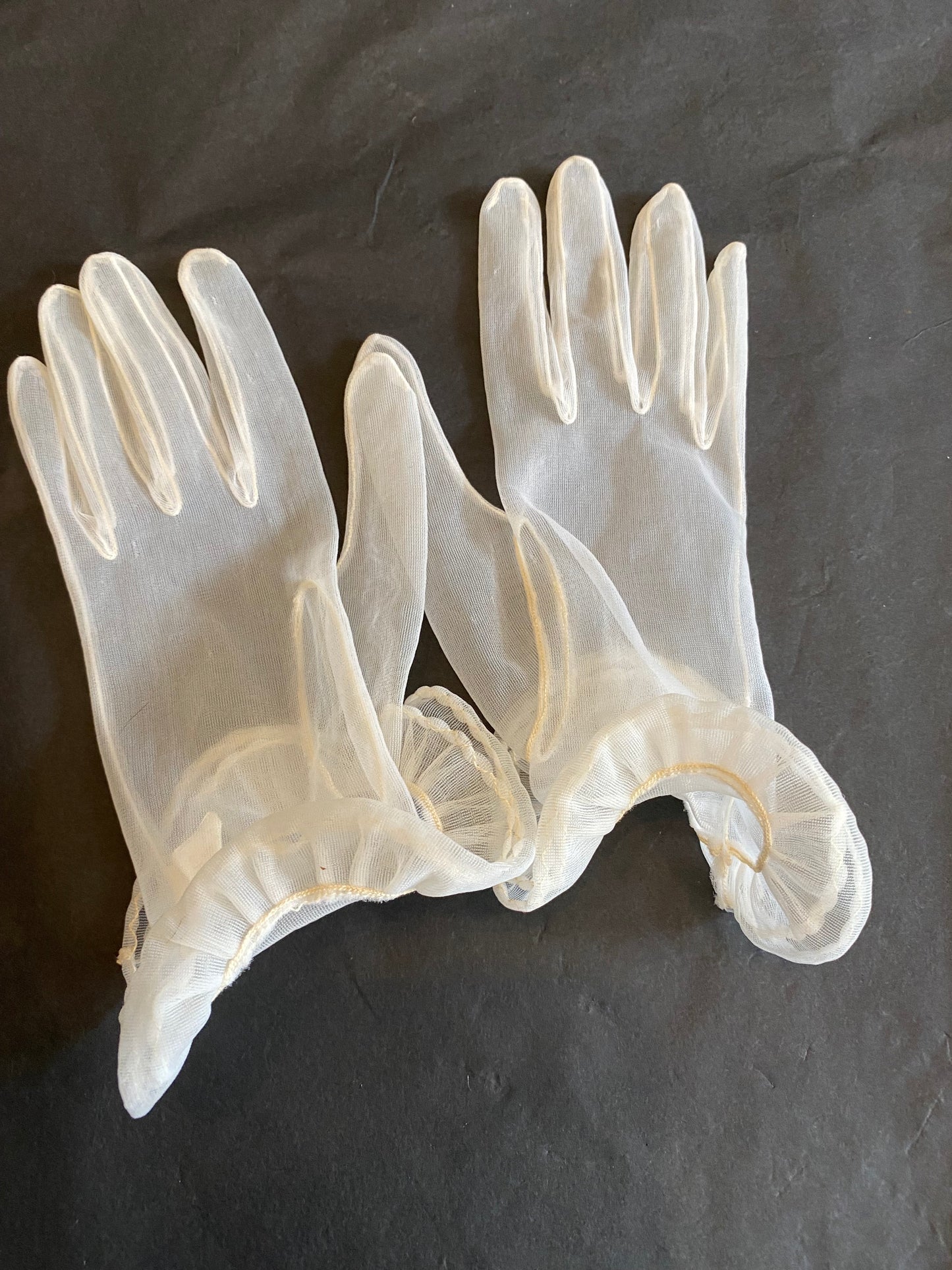 Vintage 1960s Sheer White Ruffle Wrist Gloves – Size 7.5 ("Empire Made")