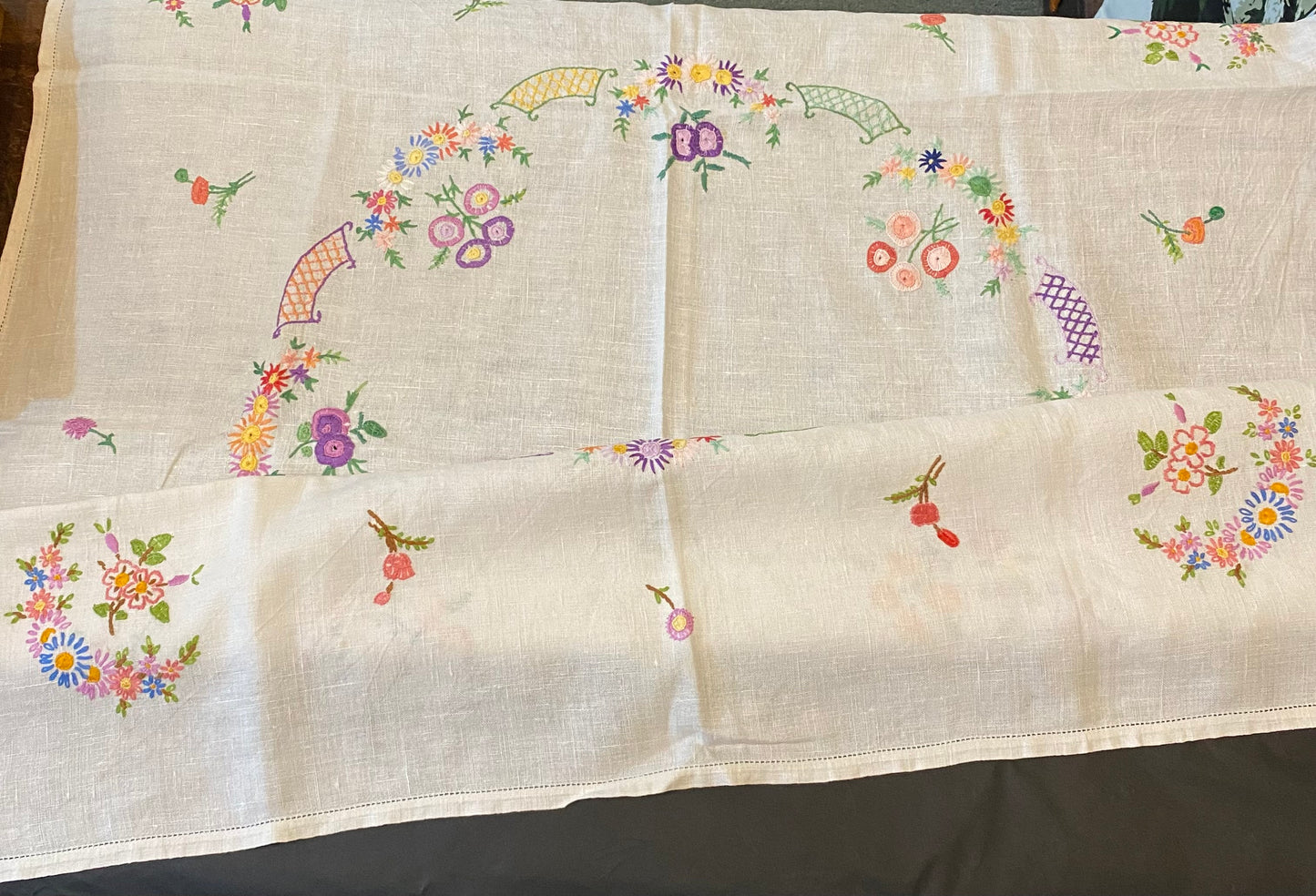 Vintage hand-embroidered linen floral tablecloth 32” x 34”